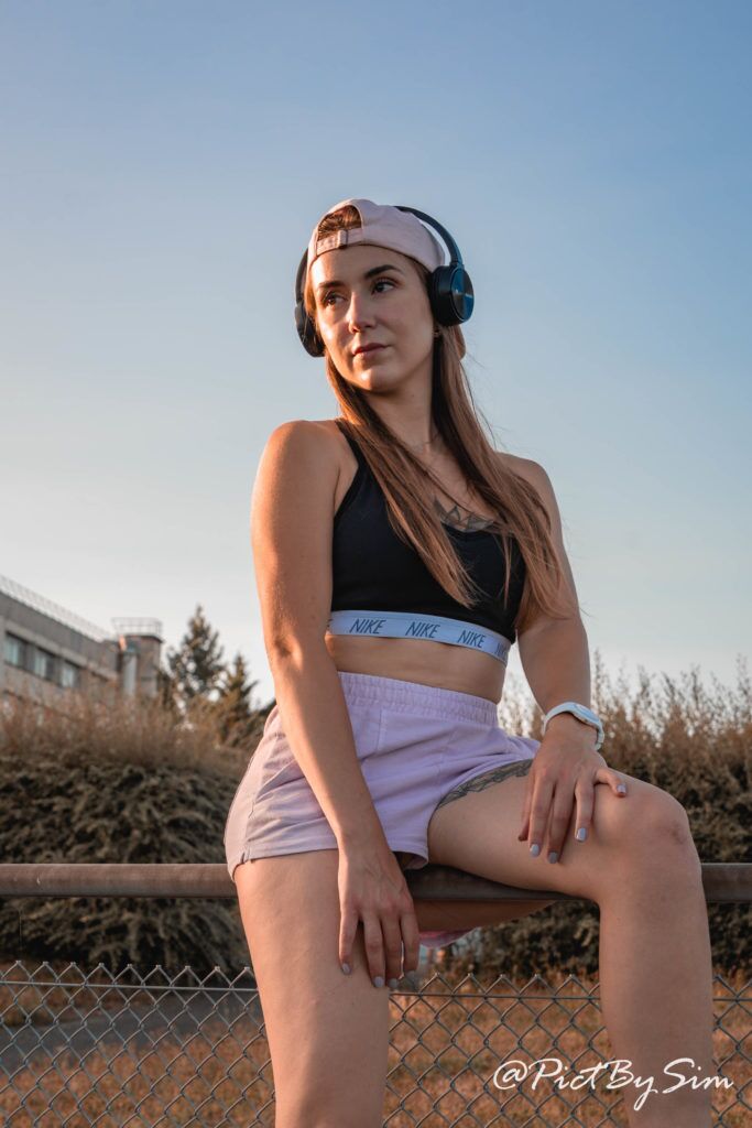Fanny76 Jeune femme sportive à Angers